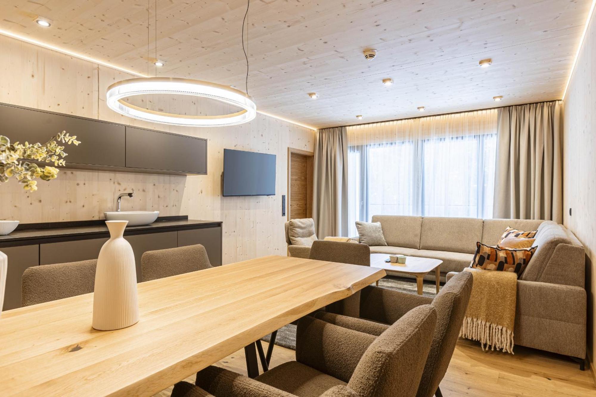 Saalbach Suites By Alps Resorts Экстерьер фото